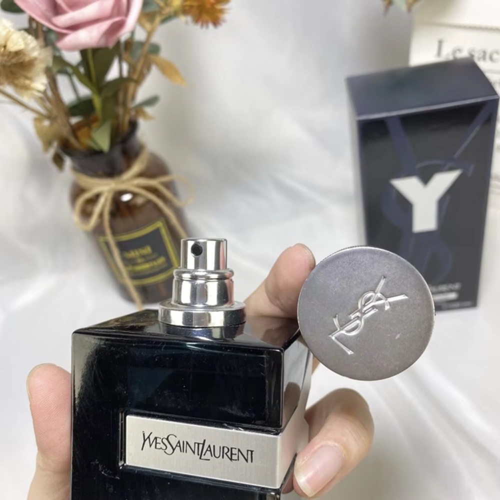Yves Saint Laurent Men's Black and Silver Cologne